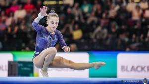 wag q perotti giulia ita sfe04711 copia simone ferraro ph